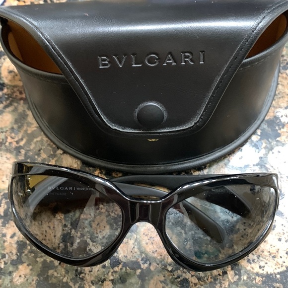 Bvlgari Womens Black Sunglasses with case - Picture 1 of 9
